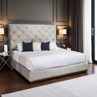 Cama Laurie