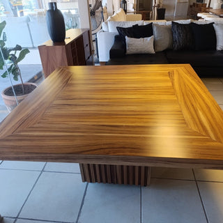 Mesa de Comedor Tulum 8P 1.55M Chapa Parota