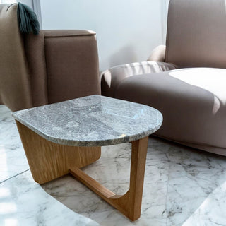 Mesa Lateral Nuk Rosa Morada Granito